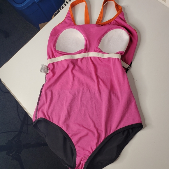 Speedo Ultraback Colorblock SPF50+ Chlorine Resistant Onepiece Swimmers Suit L - Picture 9 of 14